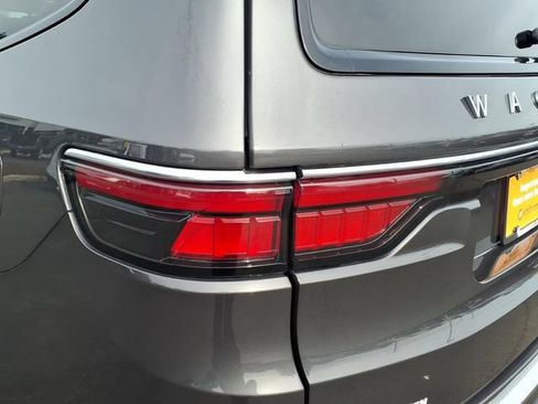 Certified 2023 Jeep Wagoneer 4WD image 13