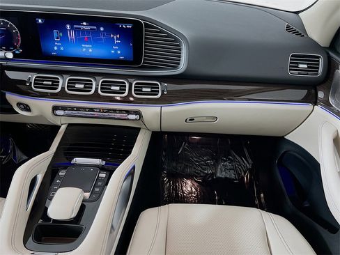 Used 2026 Mercedes-Benz GLE 450 4MATIC image 25