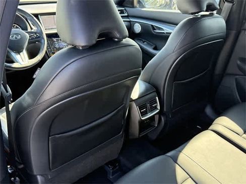 Used 2023 INFINITI QX50 Sport image 14