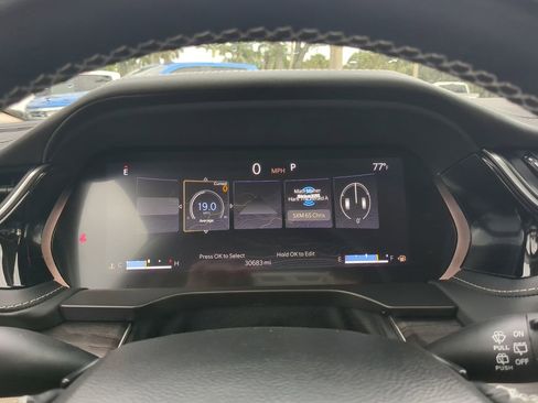 Used 2022 Jeep Grand Cherokee Limited image 28