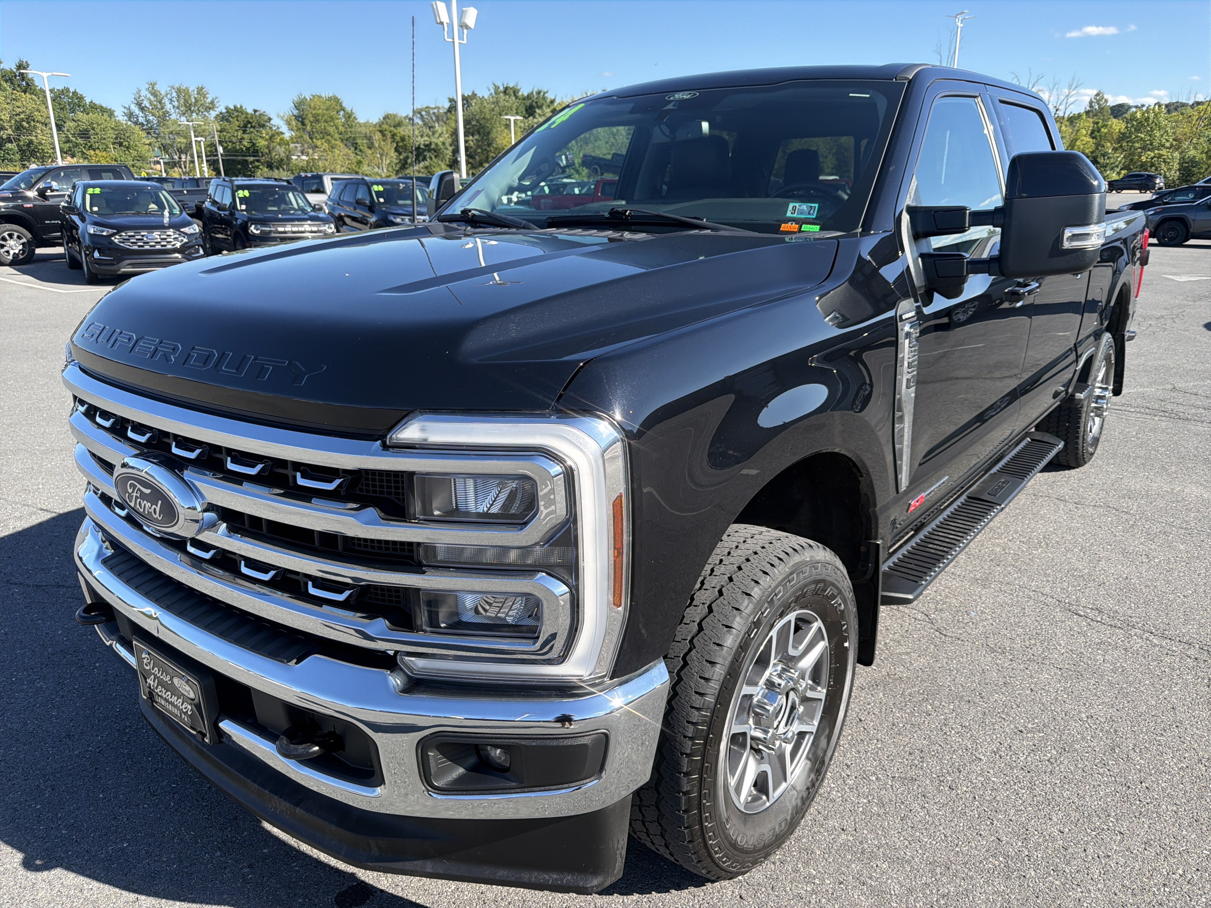 Used 2024 Ford F350 Lariat w/ Camper Package AWD/4WD image 8