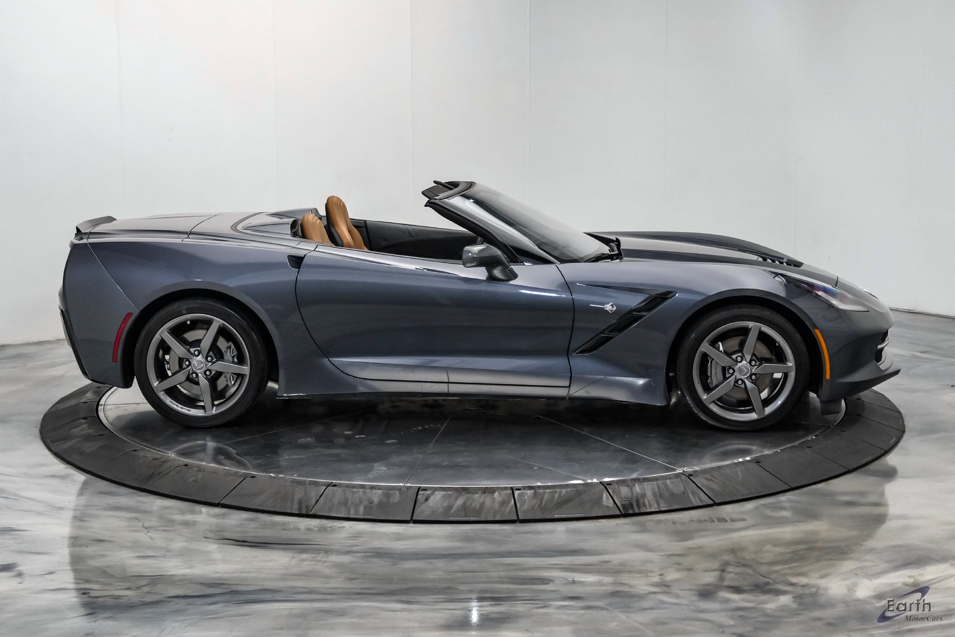 Used 2014 Chevrolet Corvette Stingray Convertible w/ 2LT Preferred Equipment Group RWD image 25
