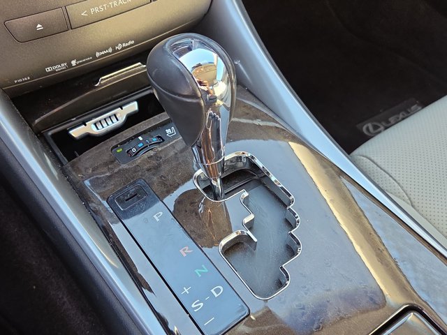 Used 2014 Lexus IS 350C w/ Luxury Package RWD image 11