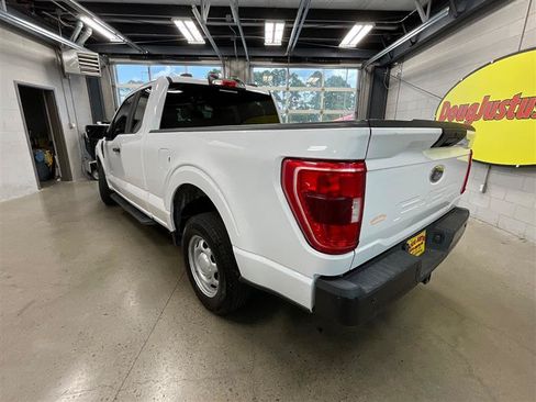 Used 2021 Ford F150 XL w/ Equipment Group 101A High RWD image 3