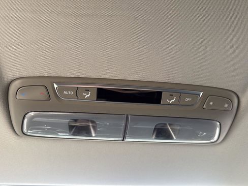 Used 2025 Kia Telluride S AWD/4WD image 25