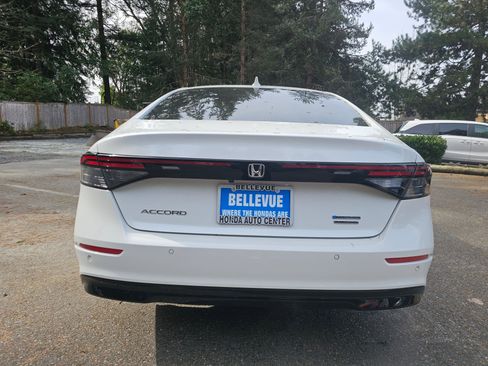 Certified 2023 Honda Accord Touring image 6