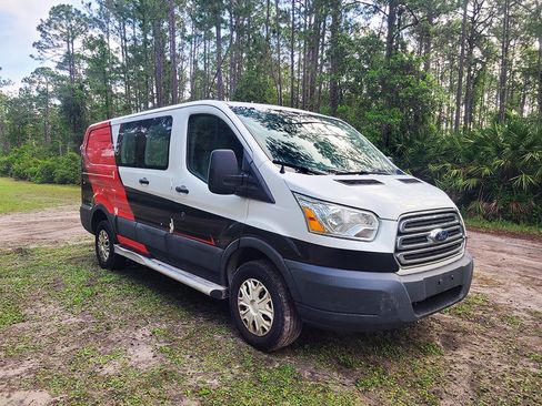 Used 2016 Ford Transit 250 130 Low Roof w/ Exterior Upgrade Package image 3