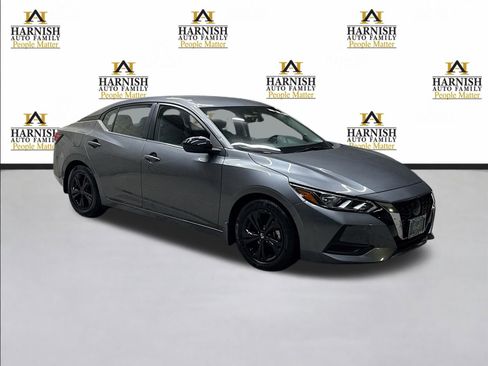 Used 2022 Nissan Sentra SV w/ Trunk Package image 3