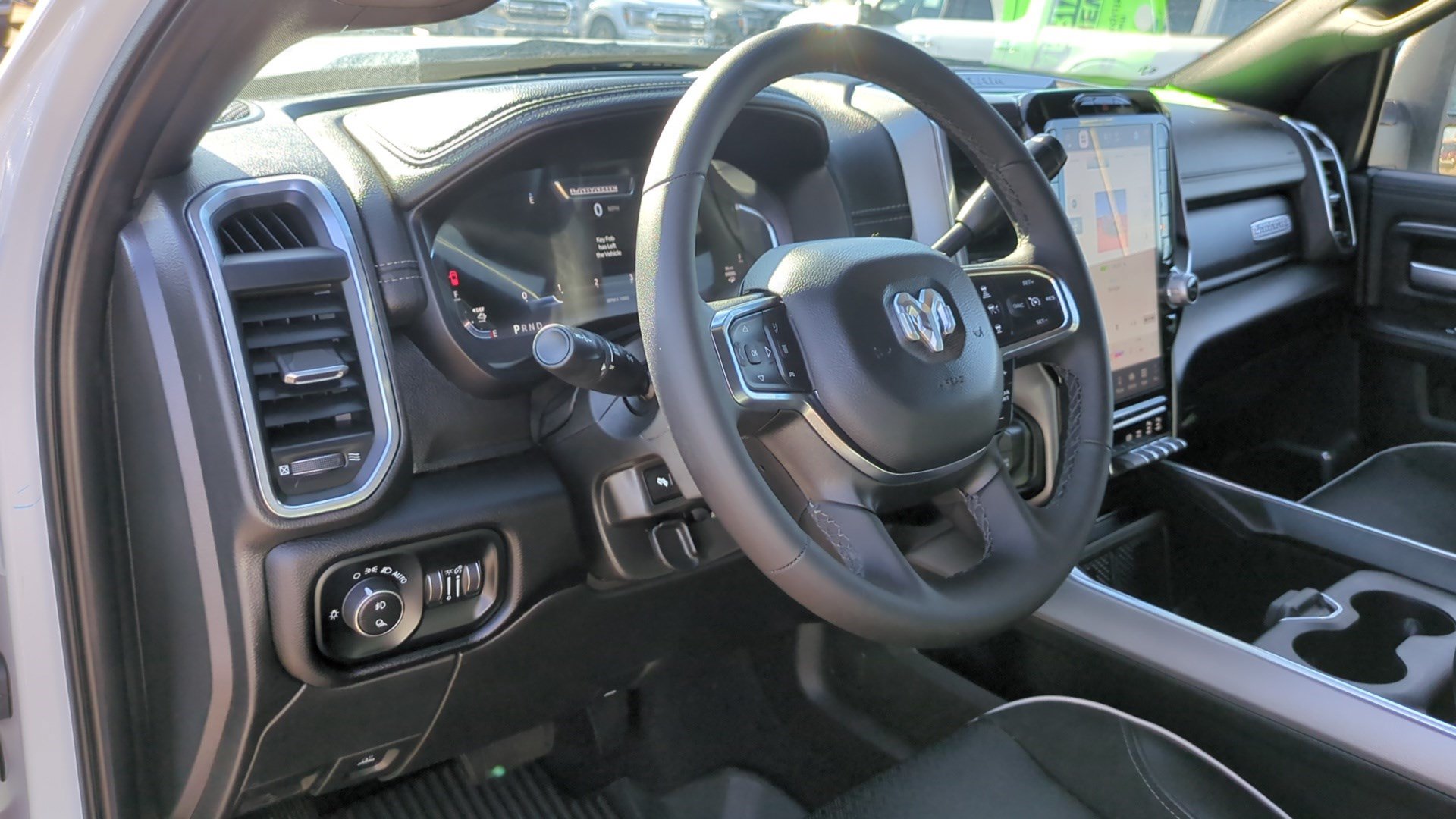 Used 2025 RAM 2500 Laramie AWD/4WD image 14