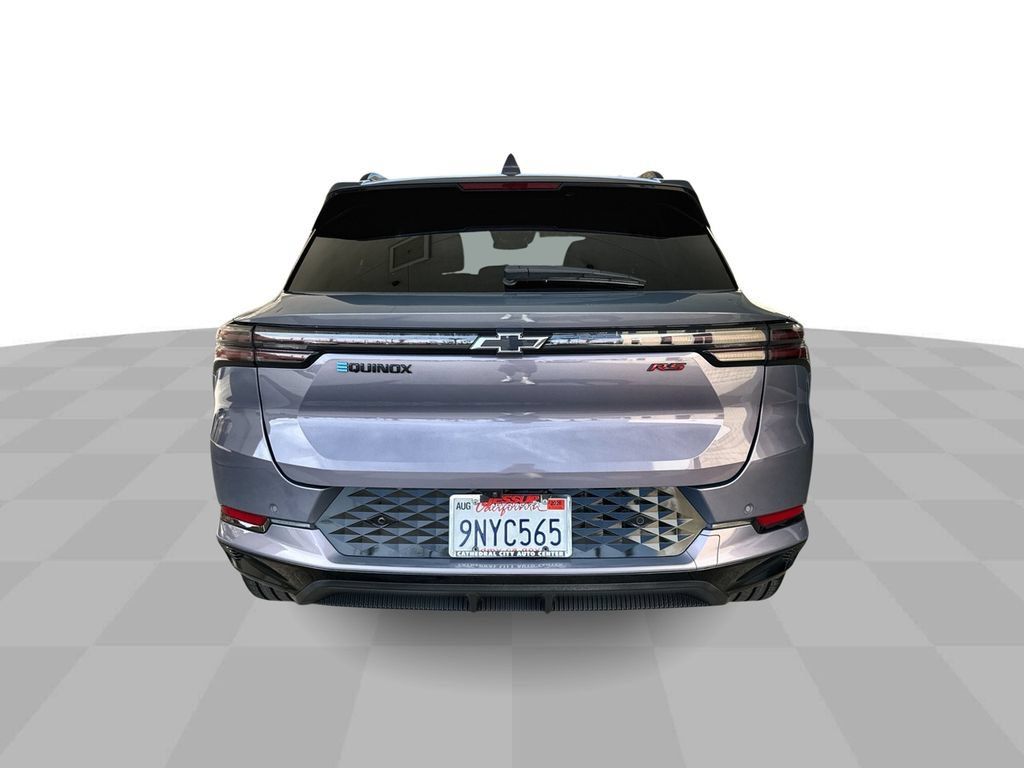 Used 2024 Chevrolet Equinox EV RS FWD image 7