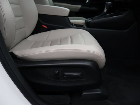 Certified 2024 Honda CR-V EX-L image 10