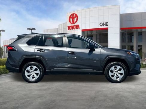 Used 2024 Toyota RAV4 LE AWD/4WD image 3
