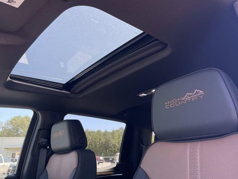 New 2026 Chevrolet Silverado 1500 High Country AWD/4WD image 19