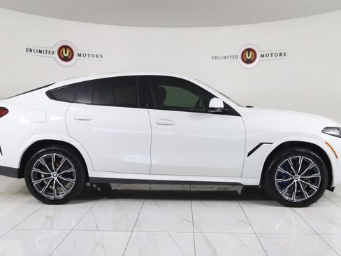 Used 2024 BMW X6 xDrive40i image 2