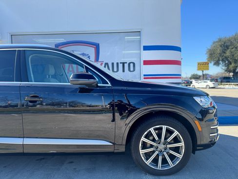 Used 2018 Audi Q7 3.0T Prestige w/ Prestige Package image 27