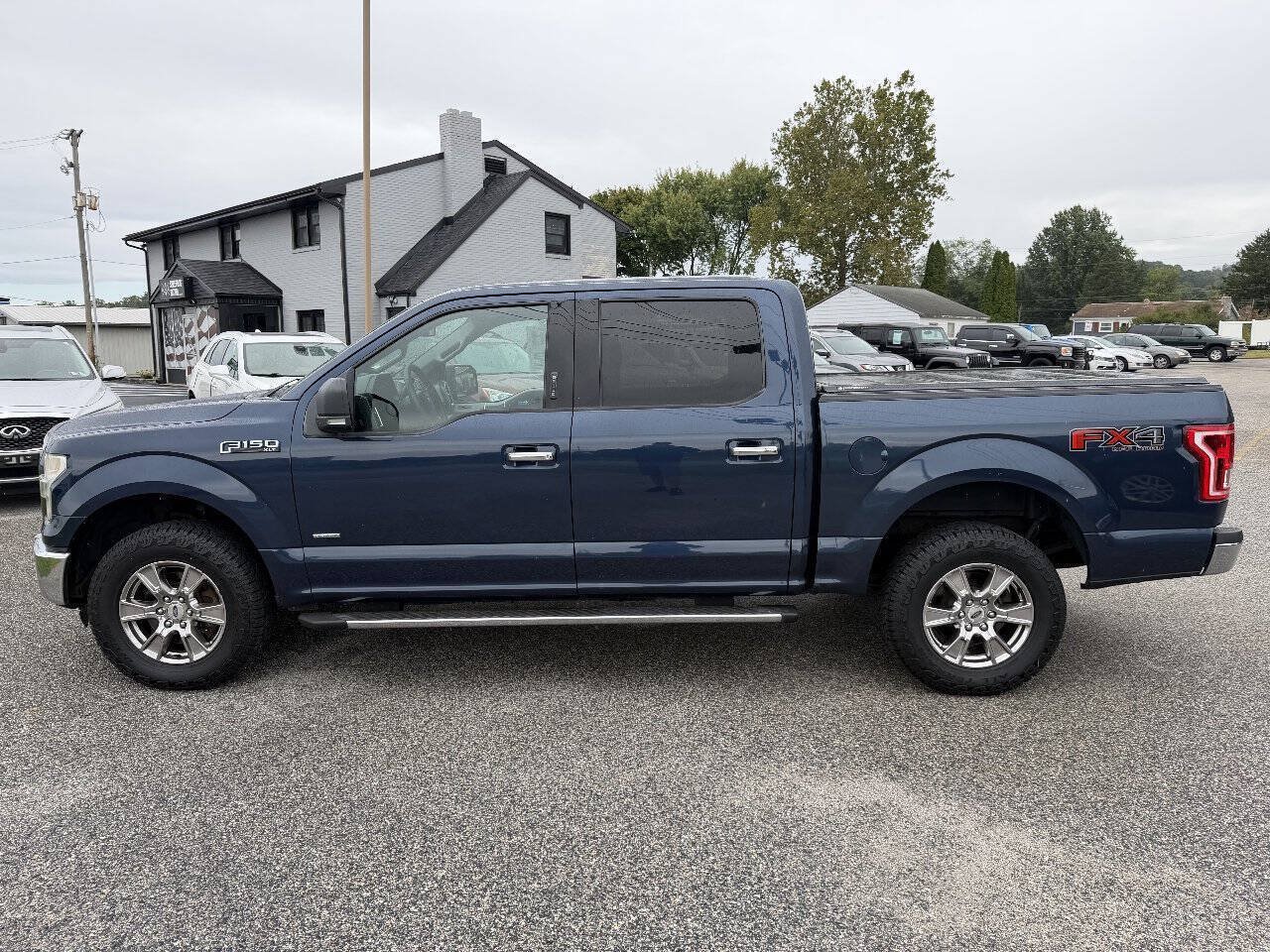 Used 2016 Ford F150 XLT w/ Equipment Group 302A Luxury AWD/4WD image 3
