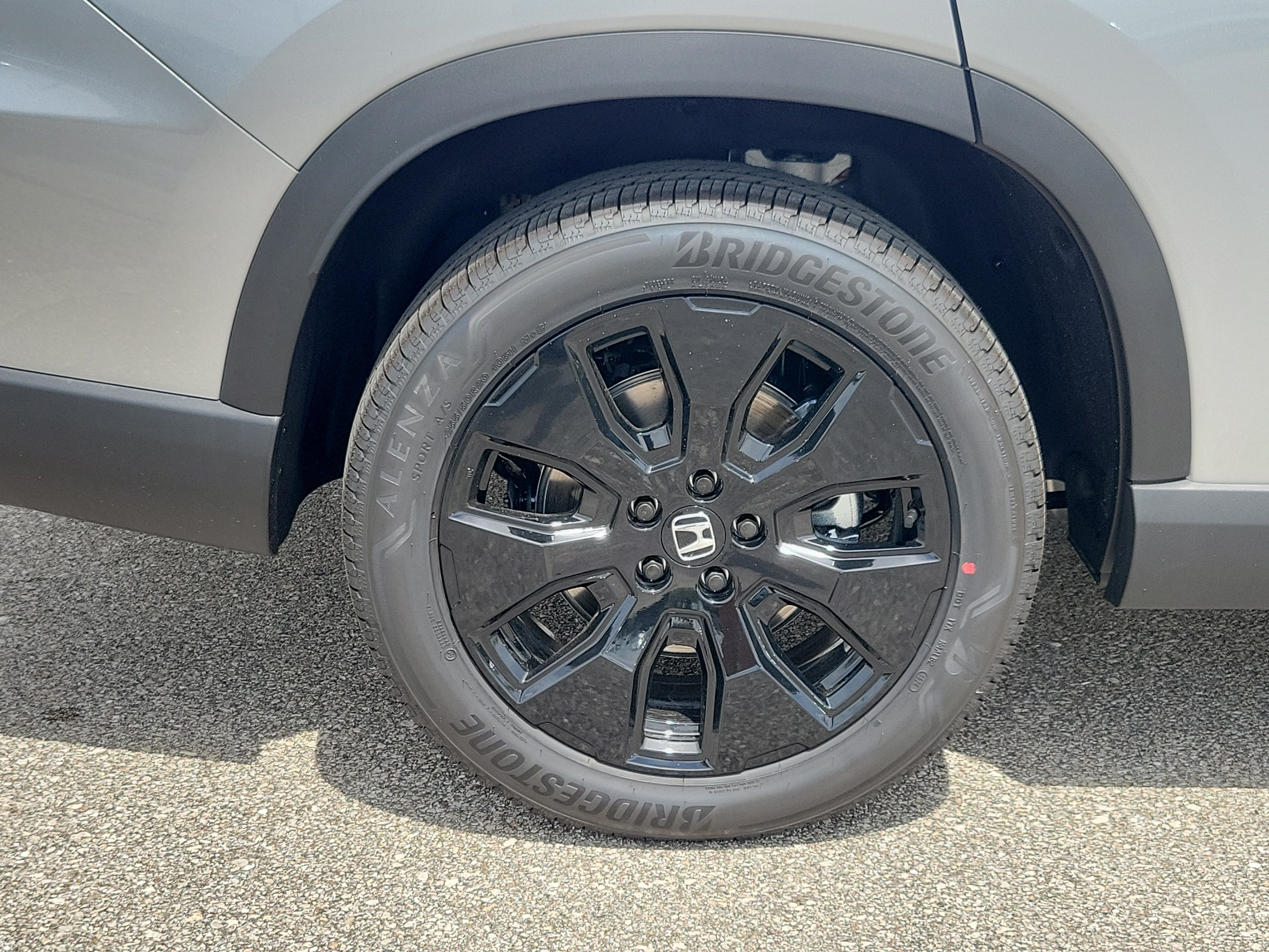 New 2026 Honda Pilot Black Edition image 10