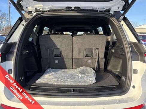 New 2025 Jeep Grand Cherokee L Altitude image 39