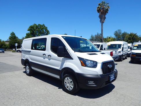 Used 2025 Ford Transit 250 Low Roof w/ Exterior Upgrade Package RWD image 9