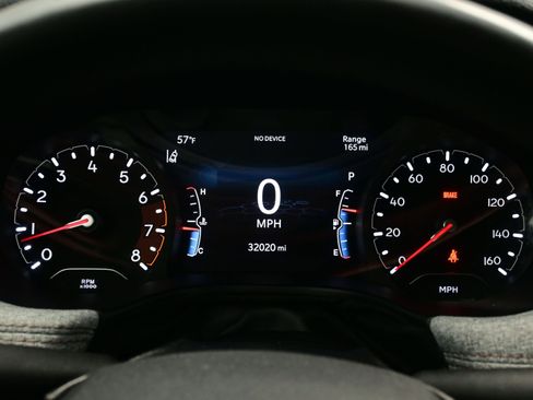 Used 2023 Jeep Compass Latitude image 24