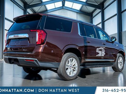 Used 2023 GMC Yukon XL SLT image 36