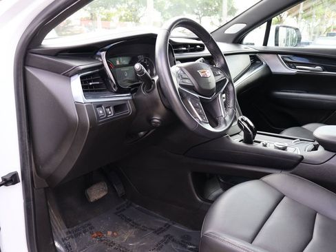 Used 2024 Cadillac XT5 Premium Luxury FWD image 31