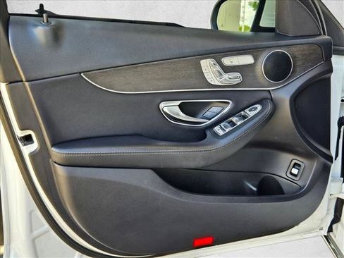 Used 2019 Mercedes-Benz C 300 Sedan image 10
