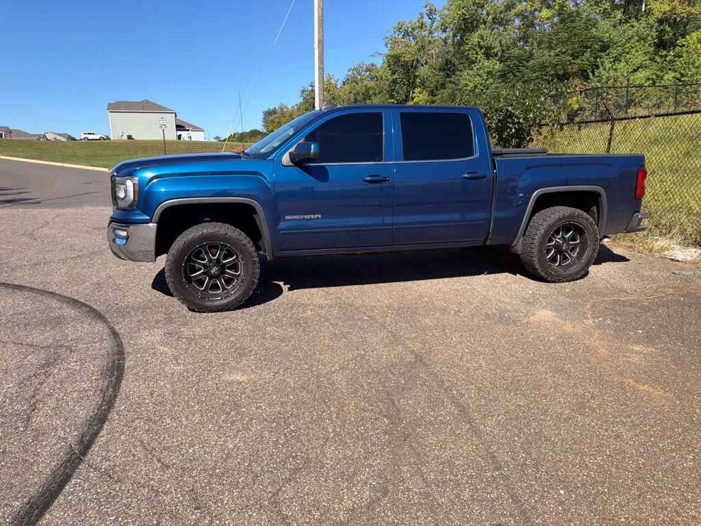 Used 2017 GMC Sierra 1500 SLE w/ SLE Value Package RWD image 8