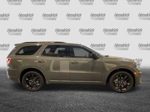 Certified 2025 Dodge Durango GT w/ Blacktop Package image 11