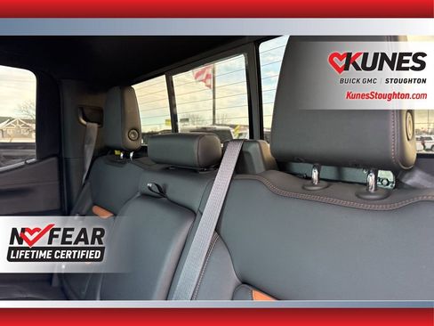 Used 2021 GMC Sierra 1500 AT4 w/ AT4 Preferred Package image 24