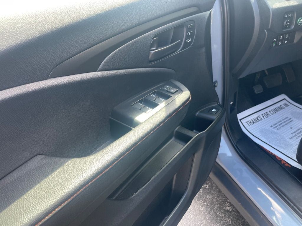 Used 2025 Honda Ridgeline TrailSport+ image 10