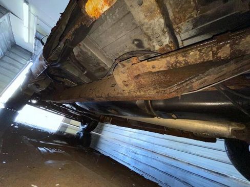 Used 2002 Chevrolet Express 1500 image 13