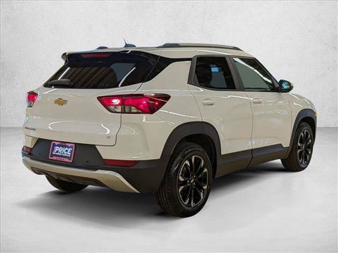 Used 2021 Chevrolet TrailBlazer LT w/ Sun and Liftgate Package FWD image 5