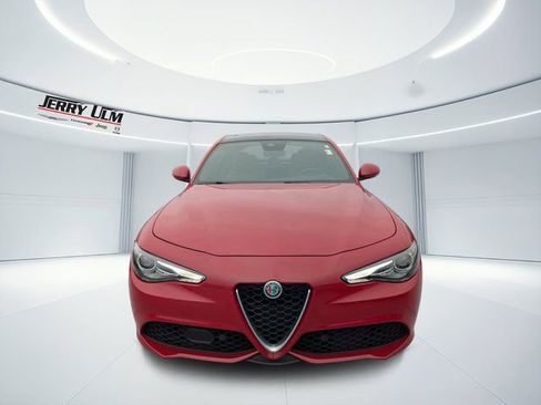 Used 2022 Alfa Romeo Giulia Ti w/ Active Assist Plus Package image 9