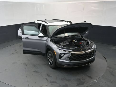 Used 2024 Chevrolet TrailBlazer ACTIV w/ Convenience Package AWD/4WD image 17