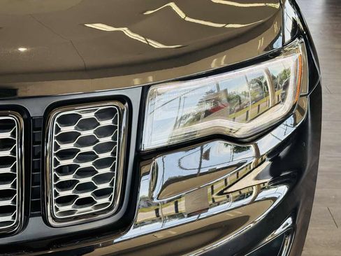 Used 2021 Jeep Grand Cherokee Laredo X AWD/4WD image 21