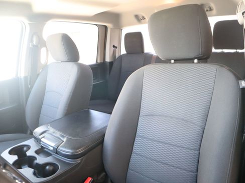Used 2019 RAM 1500 Express w/ Wheel & Sound Group AWD/4WD image 26