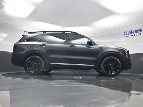 Certified 2024 Kia Sorento SX AWD/4WD image 48