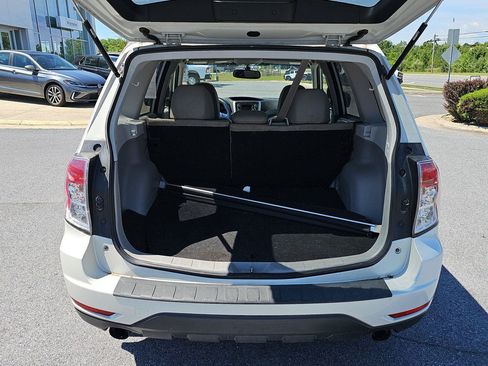 Used 2013 Subaru Forester 2.5X Limited AWD/4WD image 13