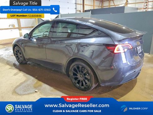 Used 2024 Tesla Model Y Long Range AWD/4WD image 3