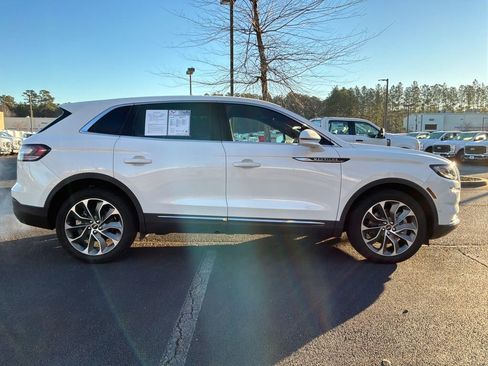 Certified 2023 Lincoln Nautilus Reserve image 4