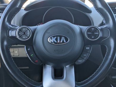 Certified 2017 Kia Soul + w/ Audio Package image 21