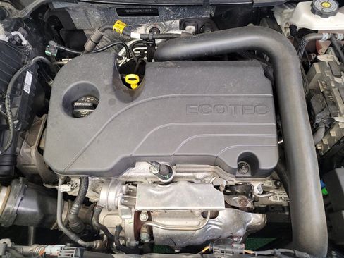 Used 2024 Chevrolet Equinox LT w/ LPO, Floor Liner Package FWD image 30