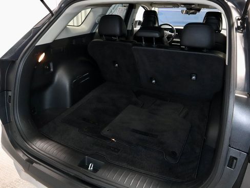 Used 2023 Kia Sportage EX image 16