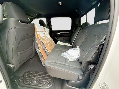 New 2026 RAM 1500 Big Horn AWD/4WD image 19