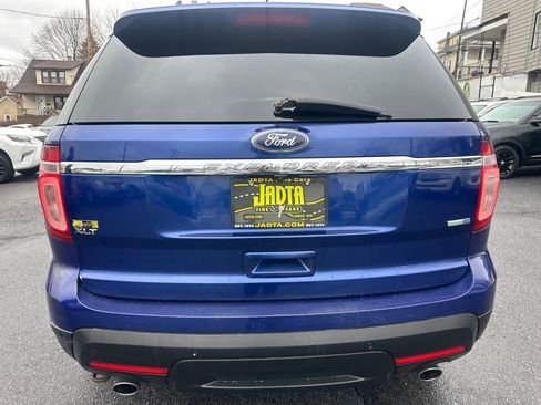 Used 2015 Ford Explorer XLT w/ Equipment Group 201A image 5