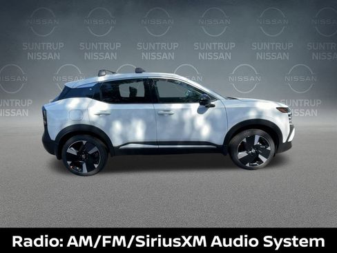 New 2026 Nissan Kicks SR w/ Cold Weather Package AWD/4WD image 11