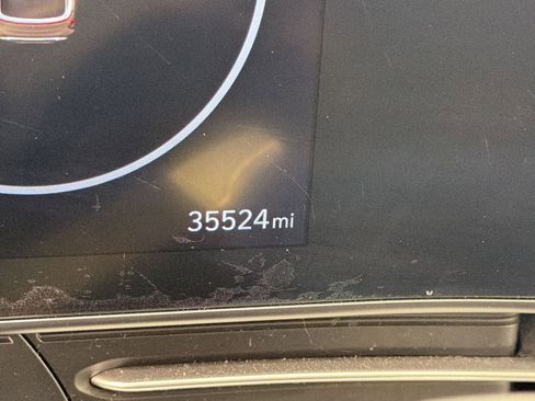Used 2024 Hyundai Kona Limited FWD image 18