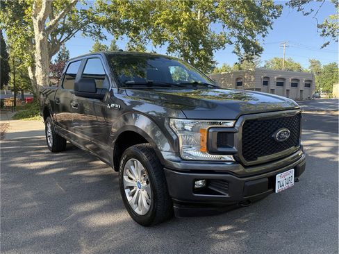Used 2018 Ford F150 XL w/ Equipment Group 101A Mid AWD/4WD image 7
