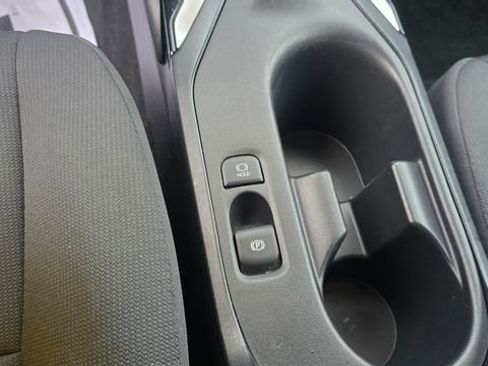 Used 2023 Toyota Corolla LE image 20